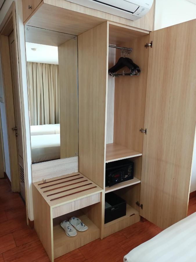 טנגרנג Days Hotel & Suites By Wyndham Jakarta Airport מראה חיצוני תמונה