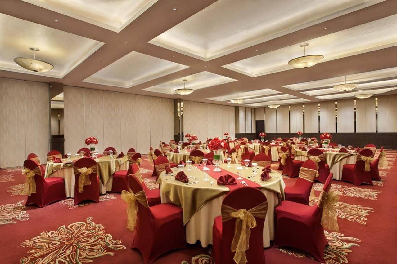 טנגרנג Days Hotel & Suites By Wyndham Jakarta Airport מראה חיצוני תמונה